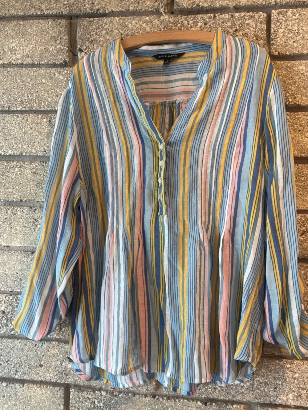 Zac & Rachel XL Multicolor Striped Button-Front Blouse With 3/4 Sleeves & Lightw